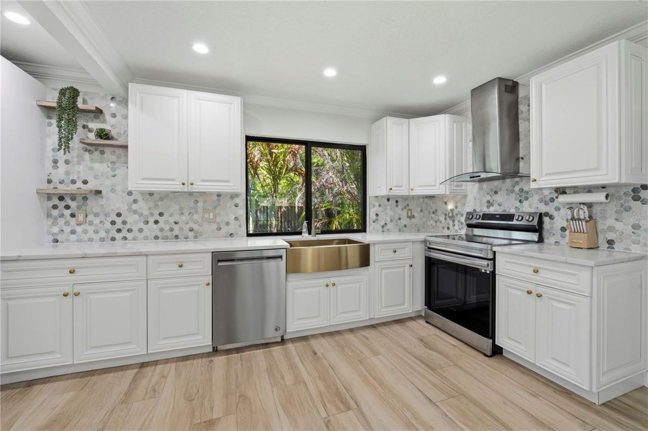 2225 SE Flanders Road , Port Saint Lucie, FL 34952 Photo