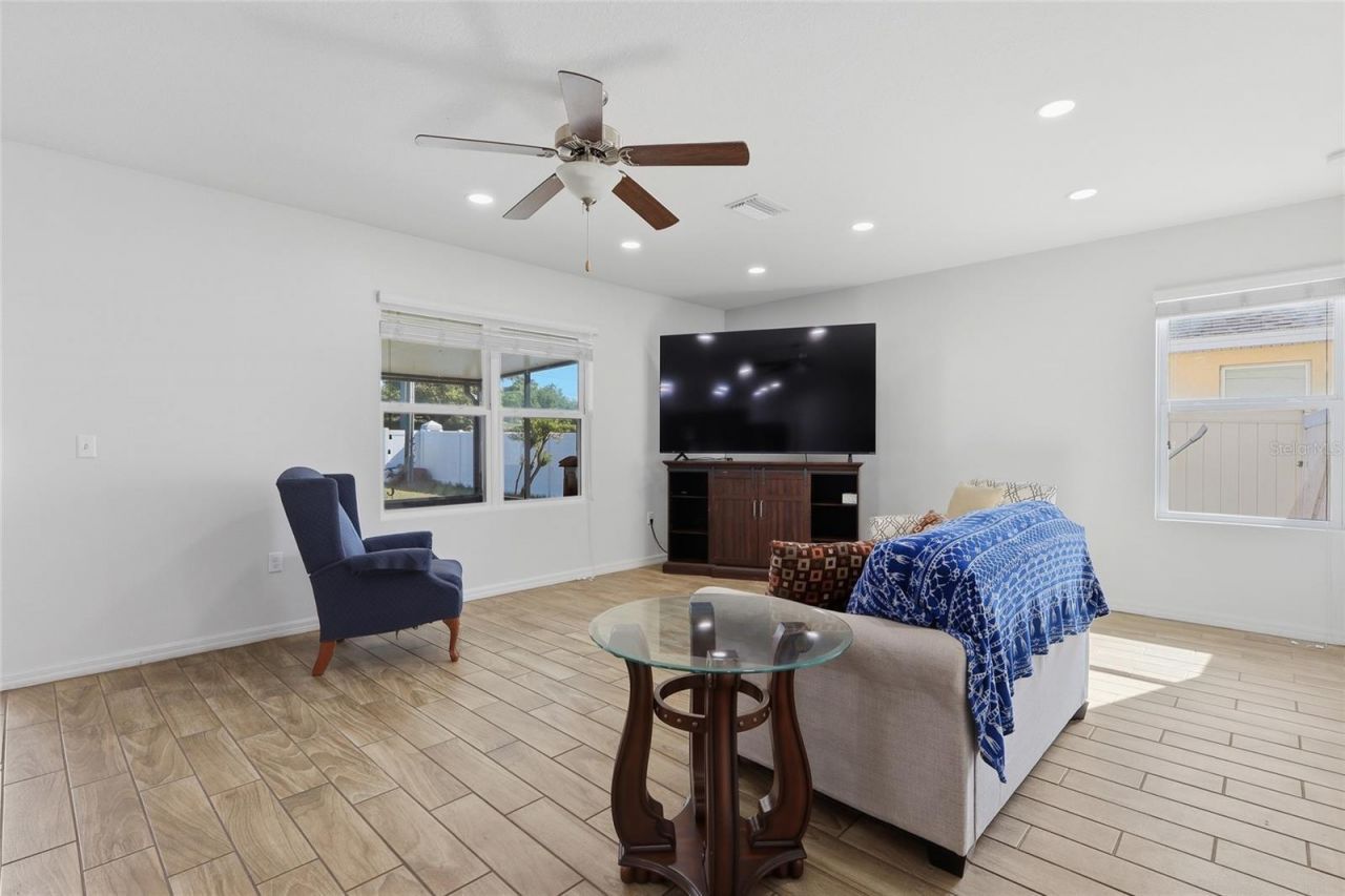 3204 Azalea Blossom Drive, Plant City, FL 33567 Photo