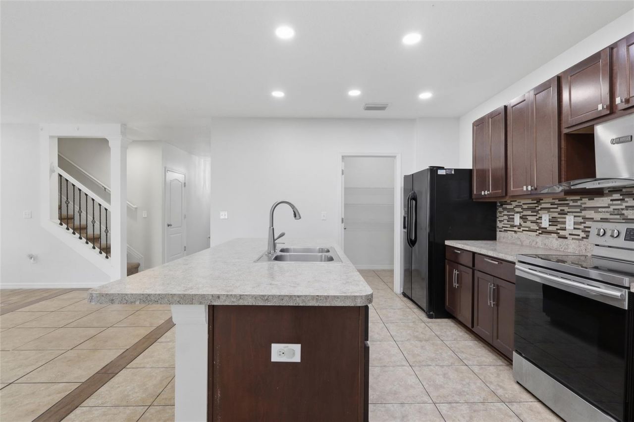 3204 Azalea Blossom Drive, Plant City, FL 33567 Photo