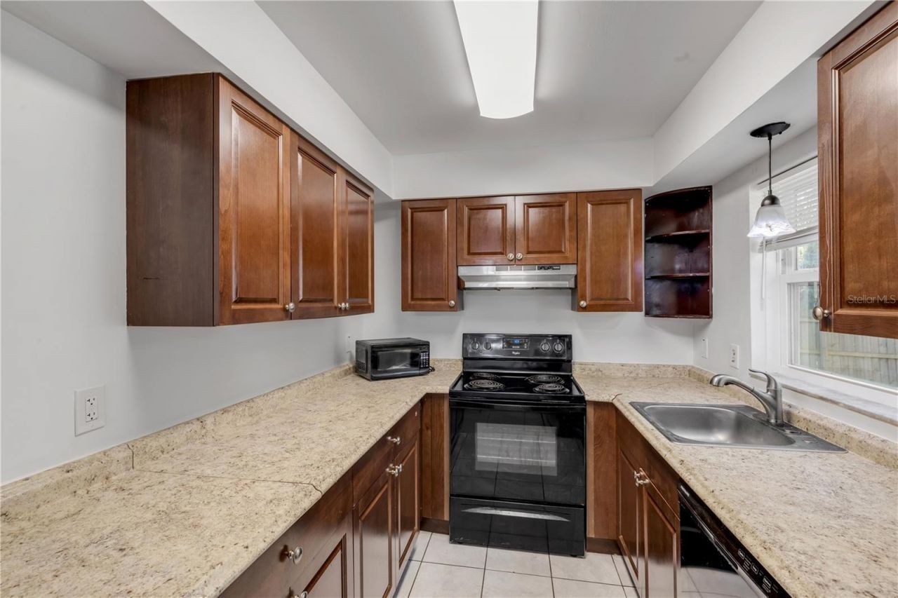 420 Perdita Avenue , Edgewater, FL 32132 Photo