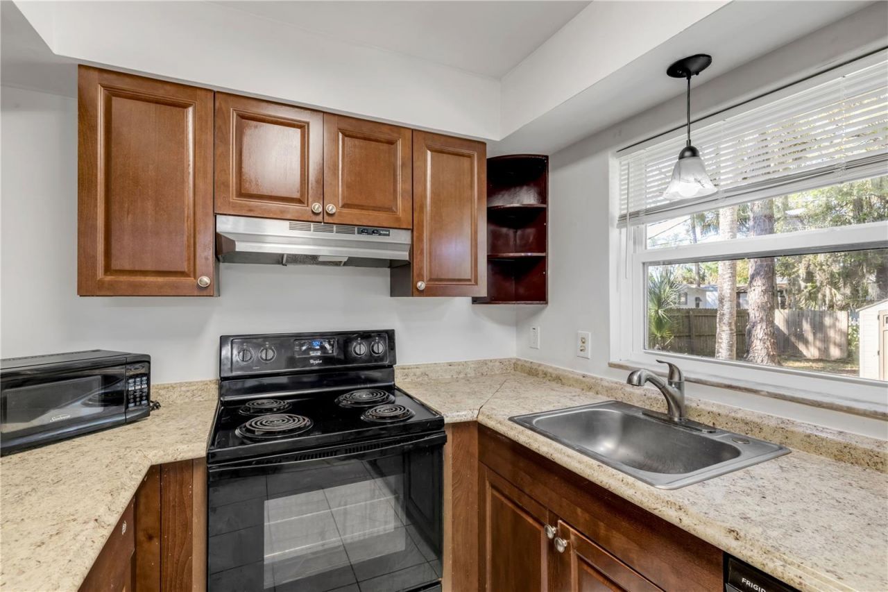 420 Perdita Avenue , Edgewater, FL 32132 Photo