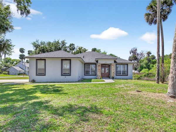 28931 BEAUCLAIRE DRIVE, TAVARES, FL 32778