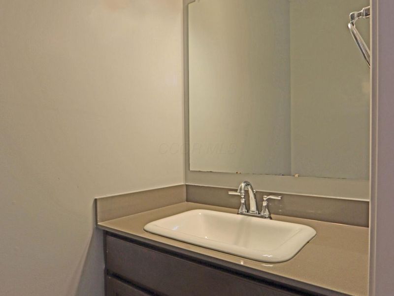 231 Harness Way , Delaware, OH 43015 Photo 7