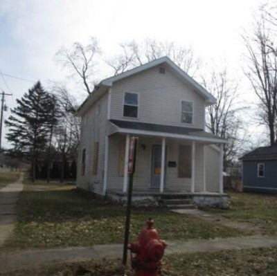 1200 4th Street, Three Rivers, MI 49093 Main Photo