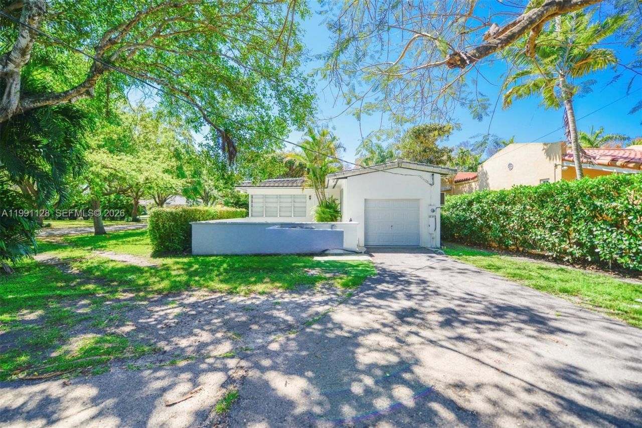 1201 Obispo Ave, Coral Gables, FL 33134 Photo