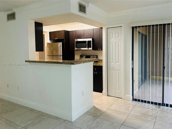 15689 SW 106th Ln , Unit 701, Miami, FL 33196