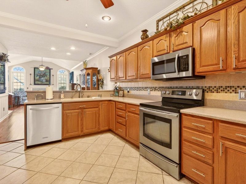 1616 Crossing Boulevard , Circleville, OH 43113 Photo 18