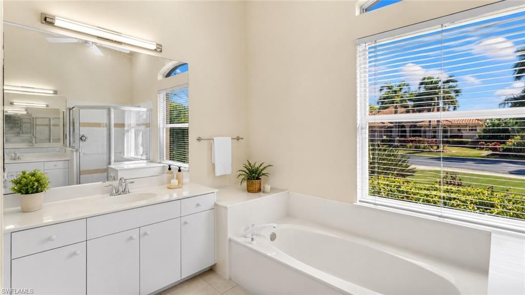 9797 Alhambra Ln, Bonita Springs, FL 34135 Photo