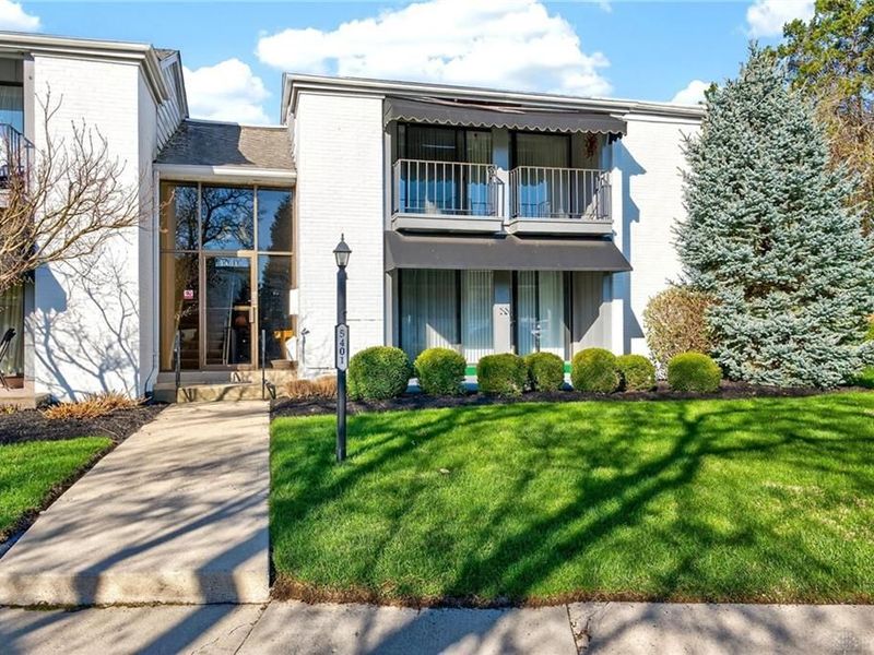 5401 Landau Drive, Unit 13, Kettering, OH 45429 Photo 2