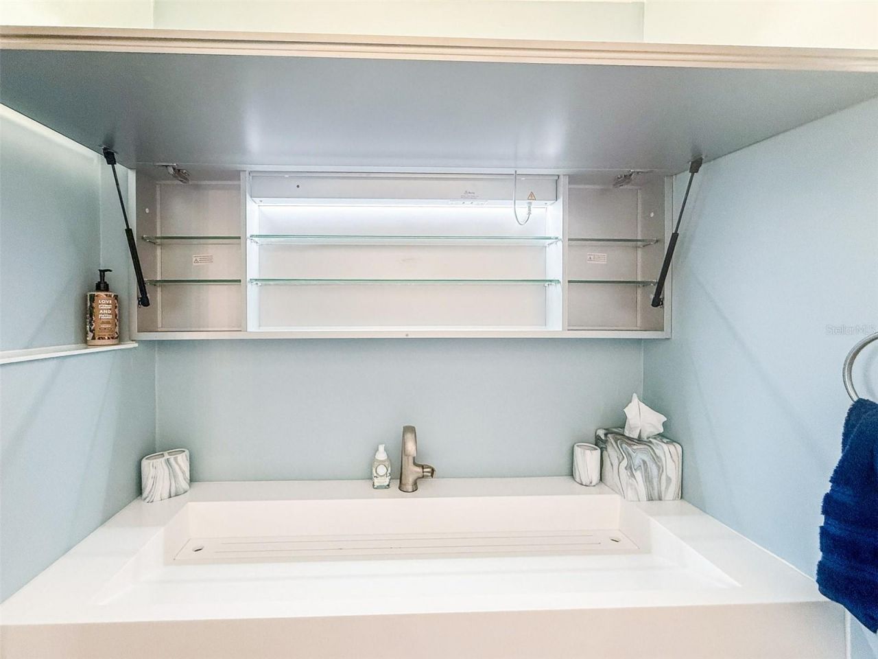 845 Benjamin Franklin Drive , Unit 202, Sarasota, FL 34236 Photo