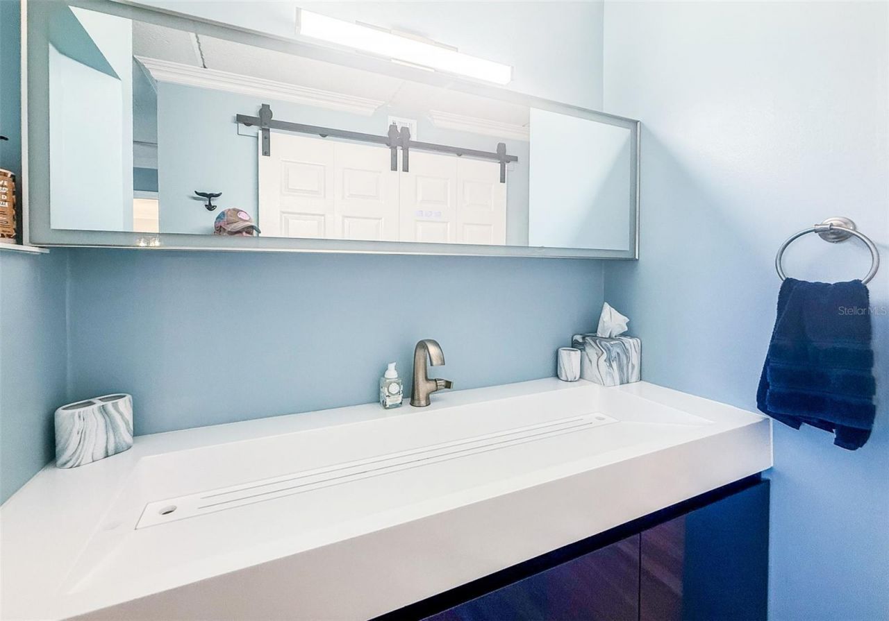 845 Benjamin Franklin Drive , Unit 202, Sarasota, FL 34236 Photo