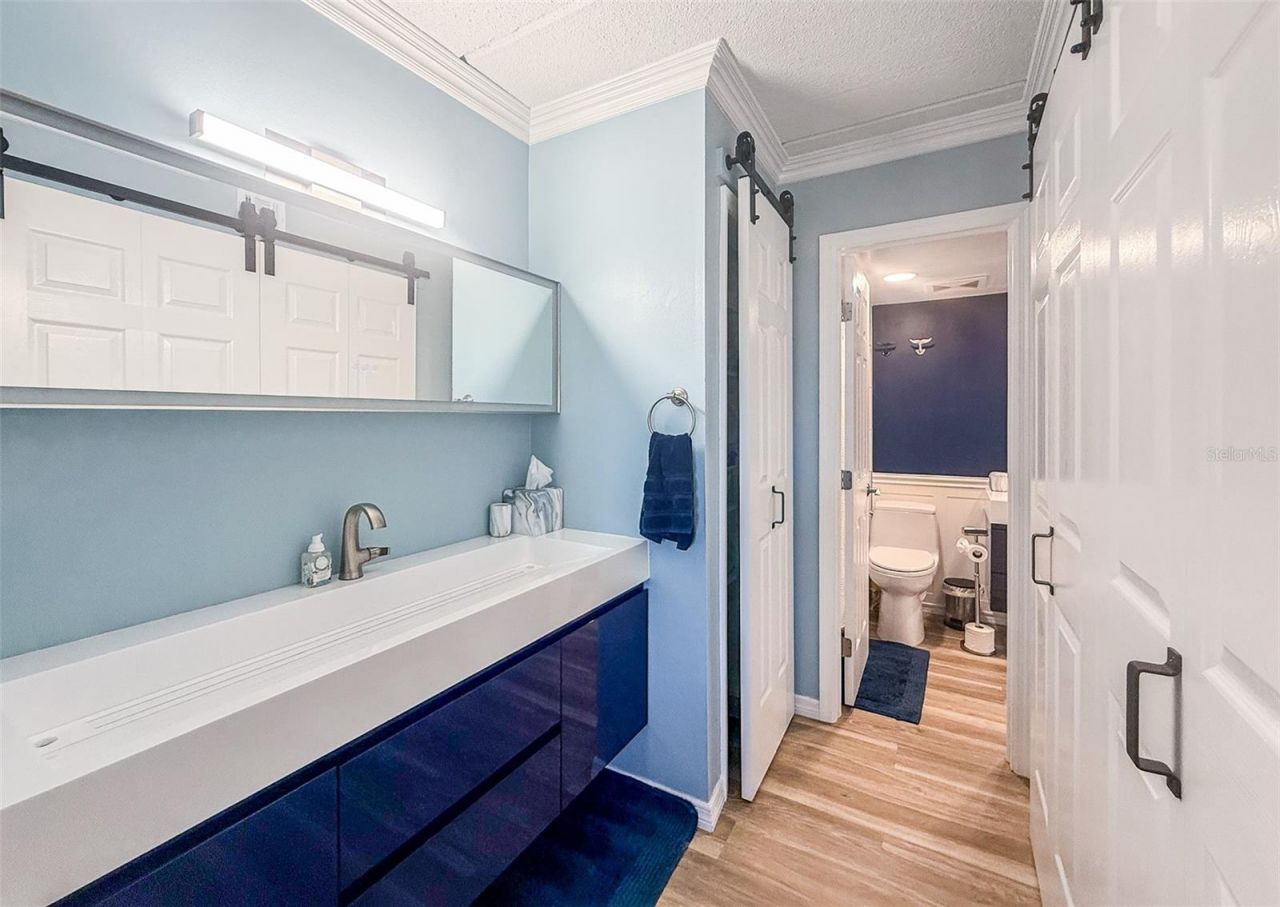 845 Benjamin Franklin Drive , Unit 202, Sarasota, FL 34236 Photo