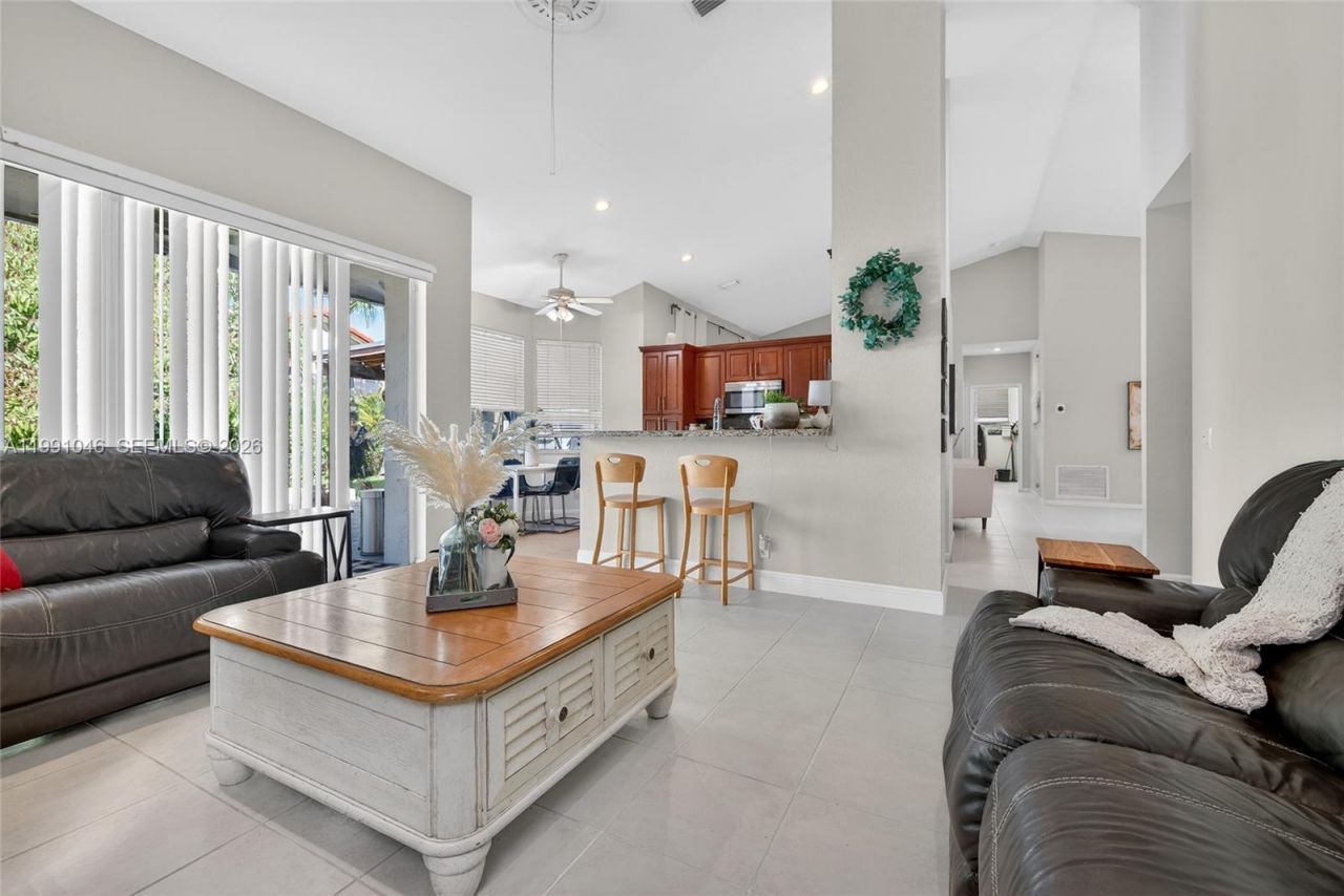 5318 NW 57th Ave , Coral Springs, FL 33067 Photo