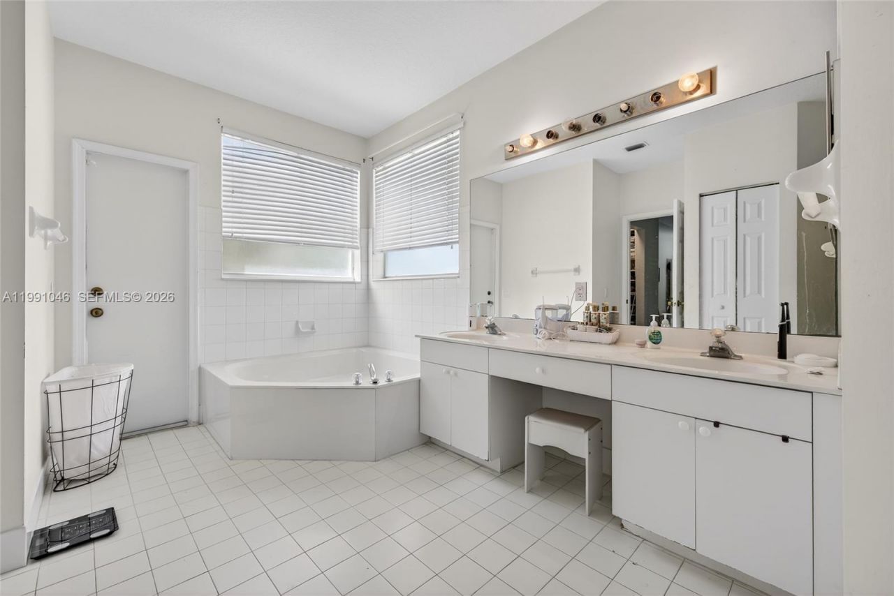 5318 NW 57th Ave , Coral Springs, FL 33067 Photo