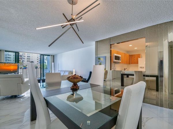 2401 S Ocean Dr , Unit 305, Hollywood, FL 33019