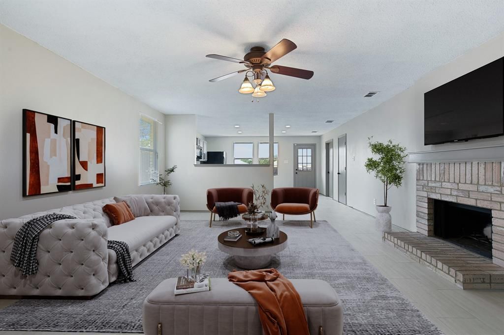 5117 Prestwick Drive, Fort Worth, TX 76135 Main Photo