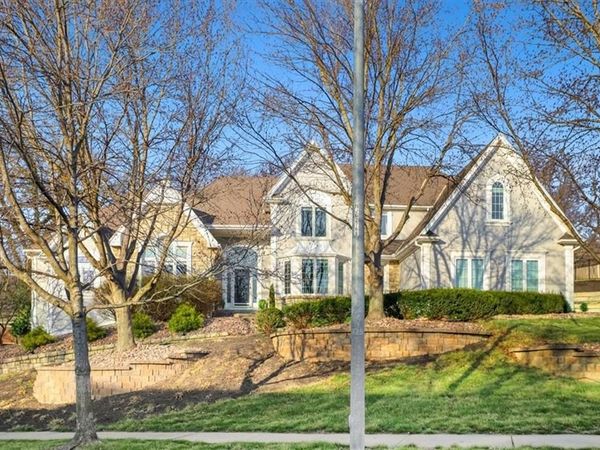 5929 N Mattox Road, Kansas City, MO 64151