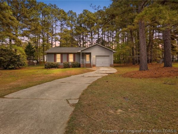 207 Cobblestone Court, Raeford, NC 28376
