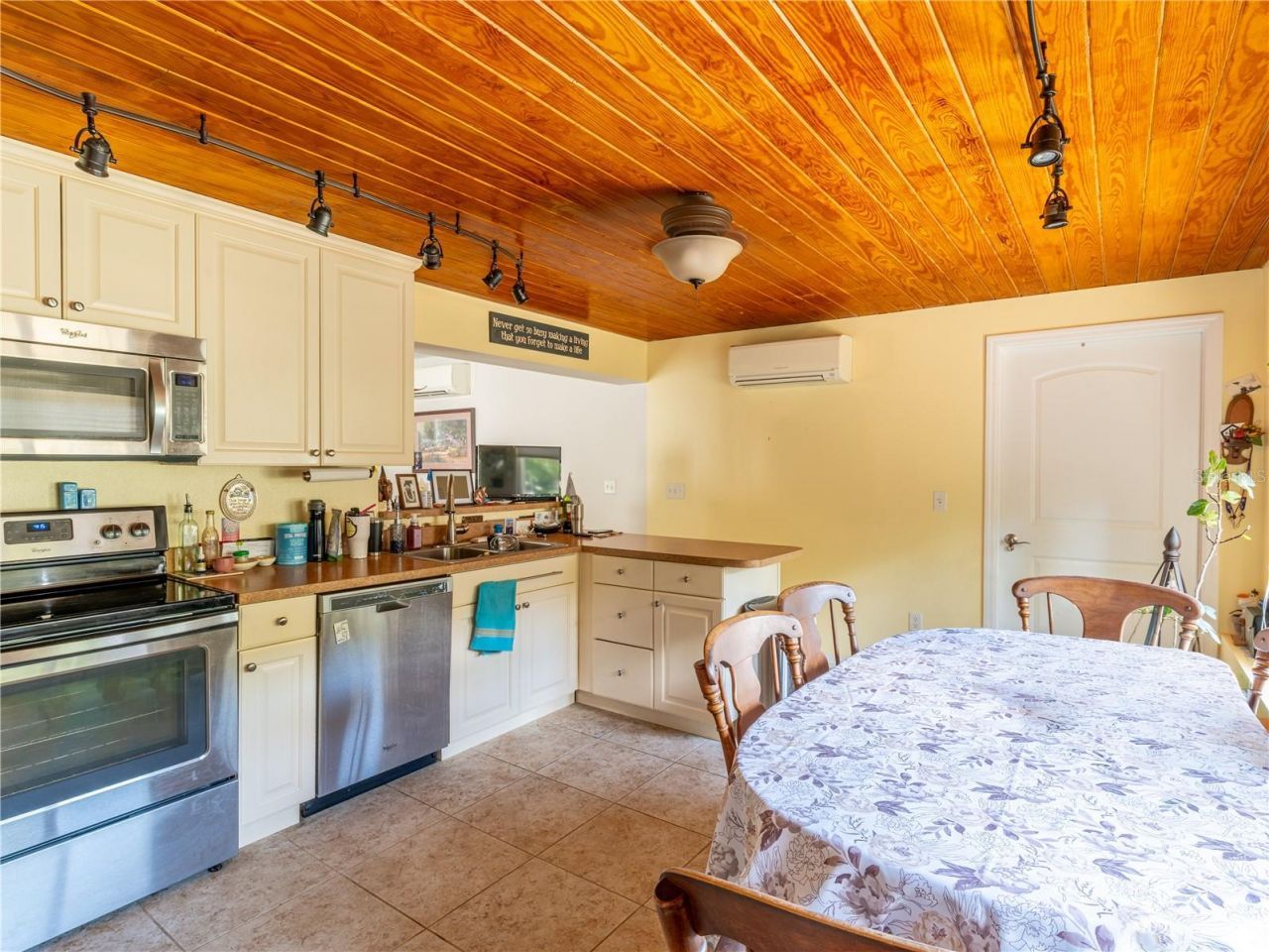 135 W Trade Winds Road, Winter Springs, FL 32708 Photo