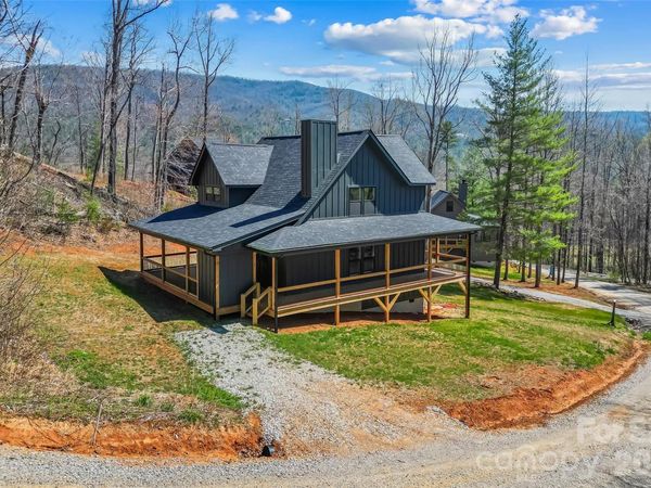 189 Clinchfield Gap Road , Marion, NC 28752