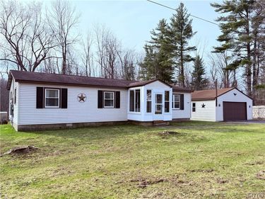 1645 County Route 7, Oswego, NY 13126