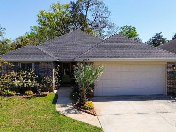 1304 Majesty Loop, Foley, AL 36535