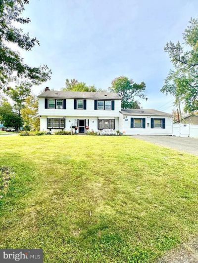 37 Elridge Lane, Willingboro, NJ 08046 Main Photo