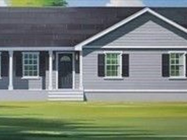 38 Leisure Lane, Wareham, MA 02538