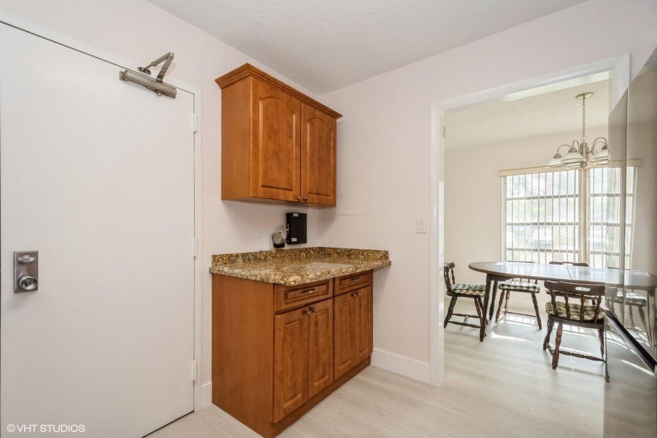 10777 W Sample Road, Unit 101, Coral Springs, FL 33065 Photo