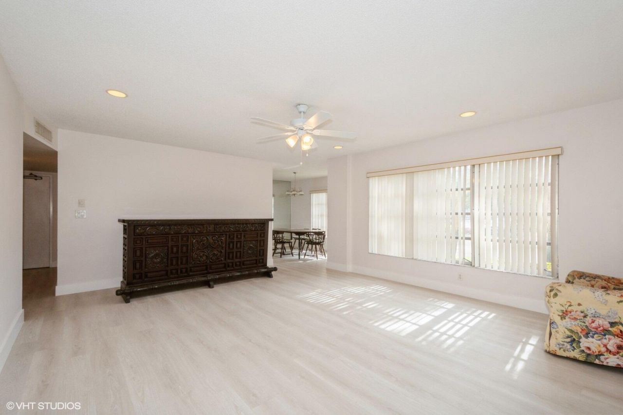 10777 W Sample Road, Unit 101, Coral Springs, FL 33065 Photo