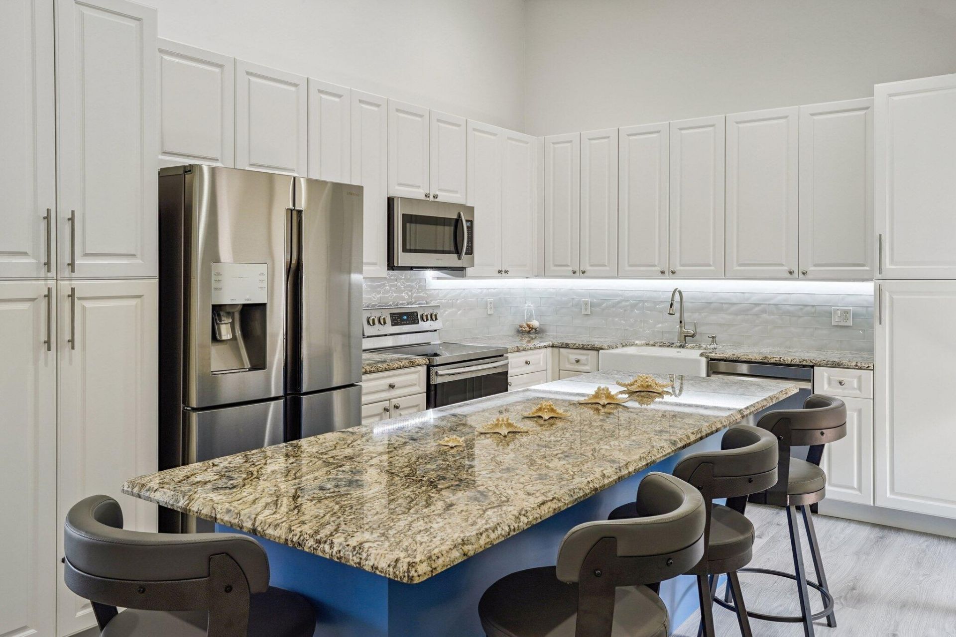 8601 Mangrove, West Palm Beach, FL 33411 Photo