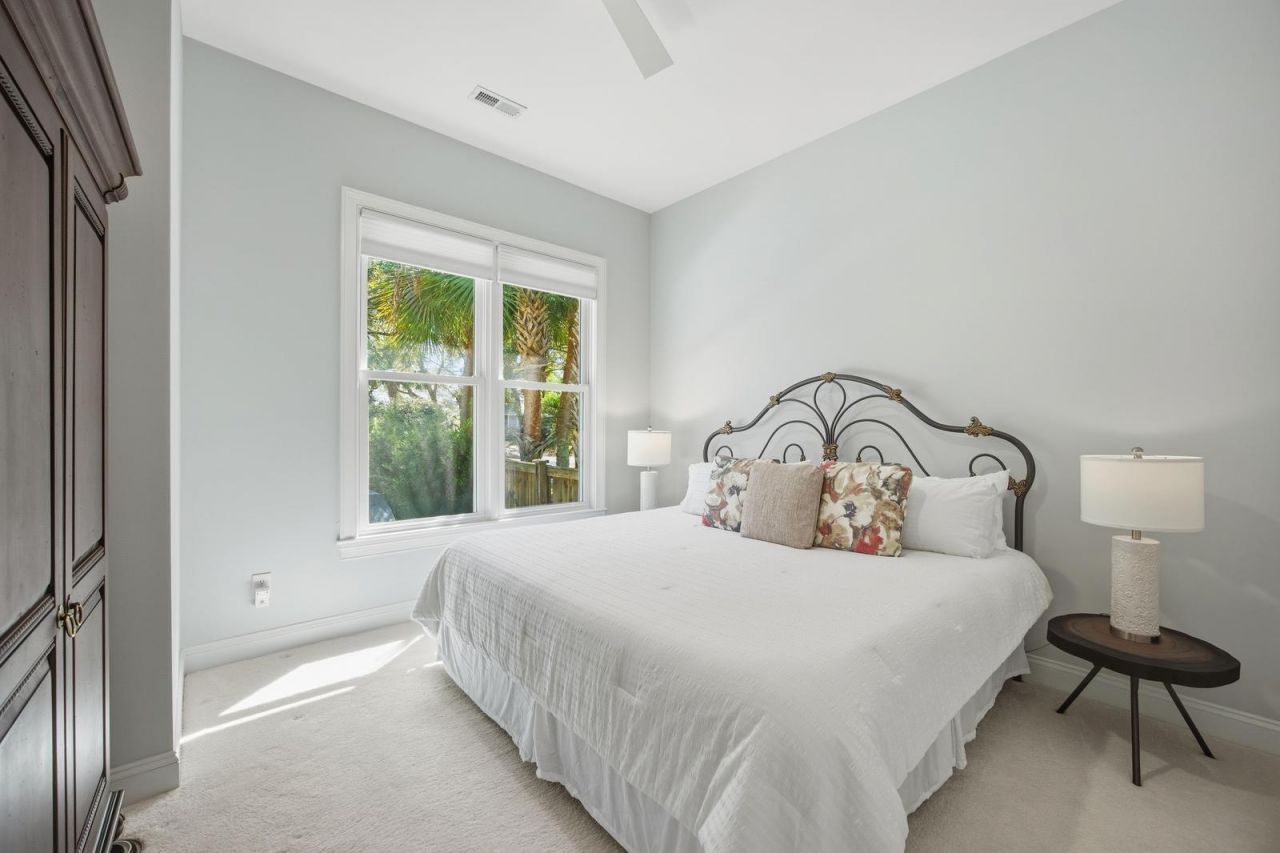 1 Abalone Alley Photo 31