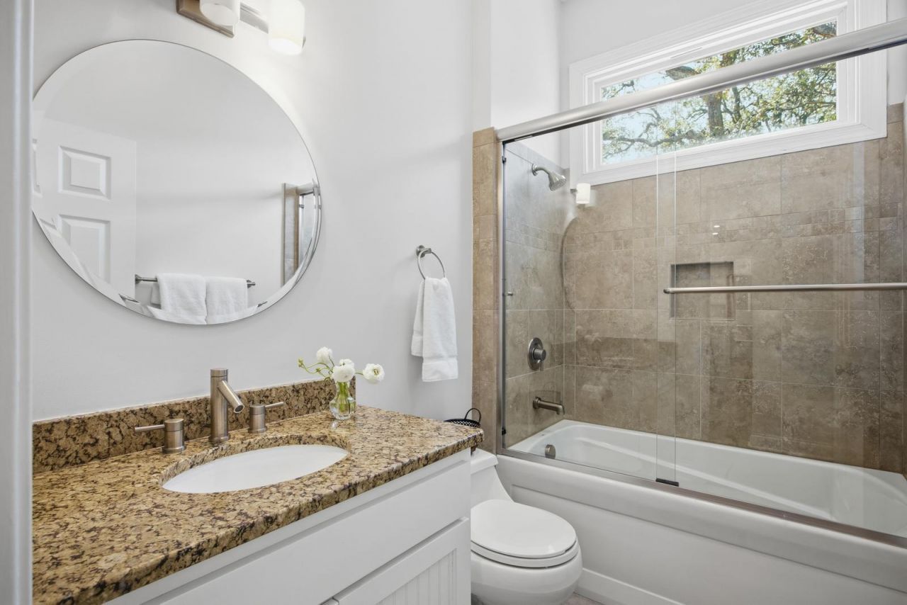 1 Abalone Alley Photo 36