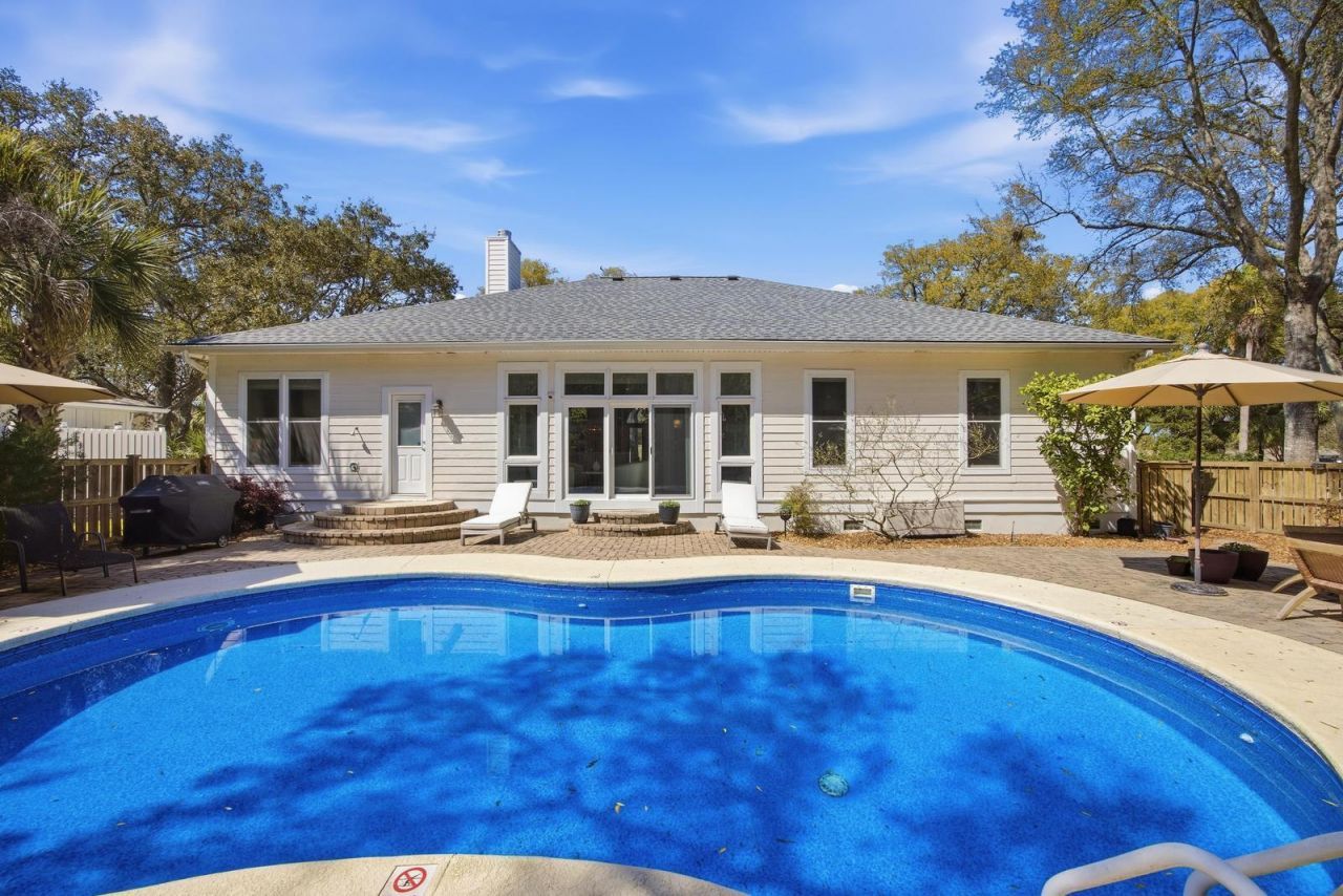 1 Abalone Alley Photo 44