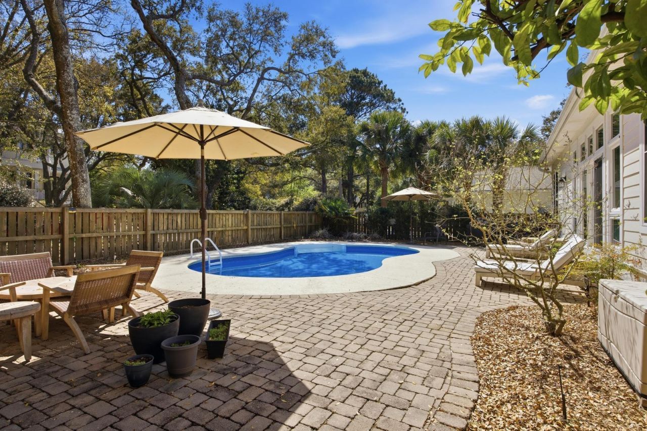 1 Abalone Alley Photo 48