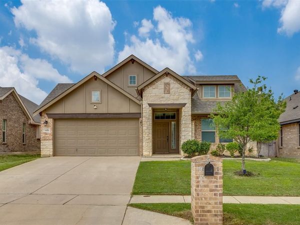 11900 Bexley Drive, Burleson, TX 76028