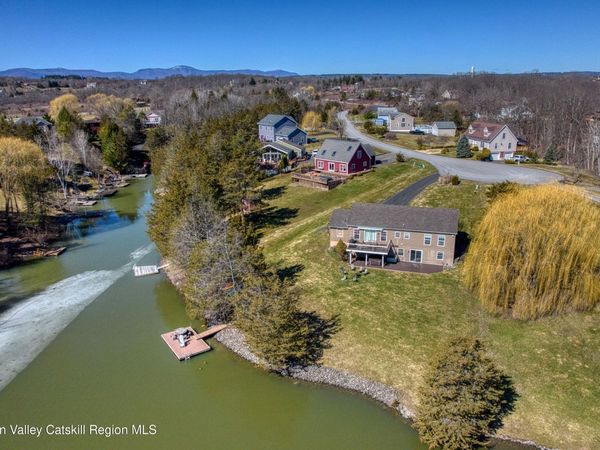 70 Travis Place, Athens, NY 12015