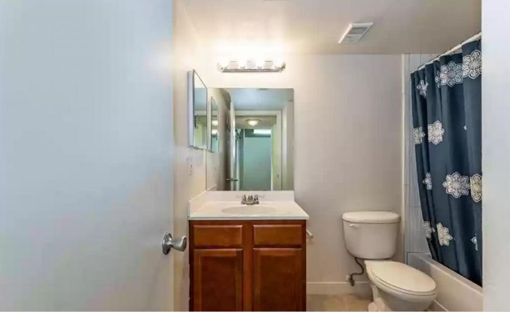 7630 Westwood Drive, Unit 313, Tamarac, FL 33321 Photo