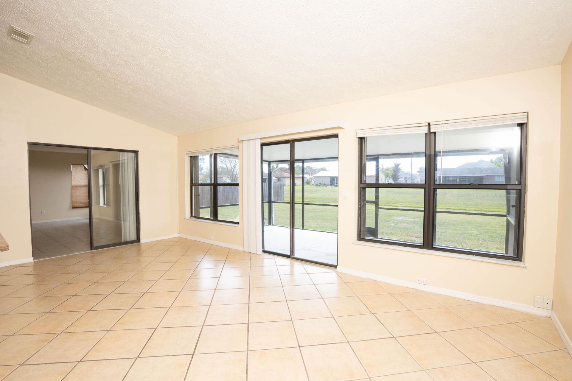 2456 SE Trail Avenue, Port Saint Lucie, FL 34952 Photo