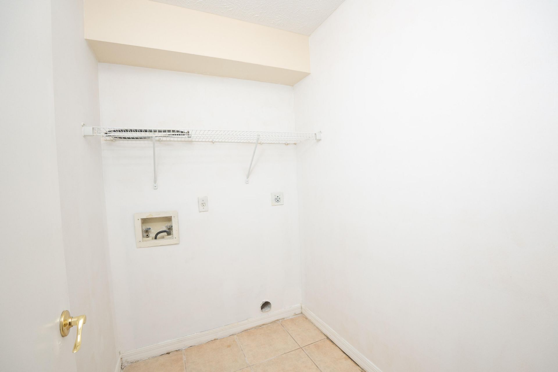 2456 SE Trail Avenue, Port Saint Lucie, FL 34952 Photo