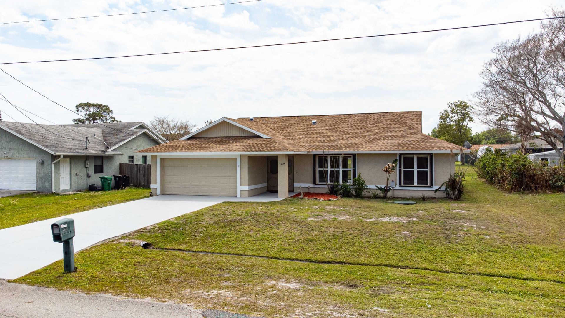 2456 SE Trail Avenue, Port Saint Lucie, FL 34952 Photo