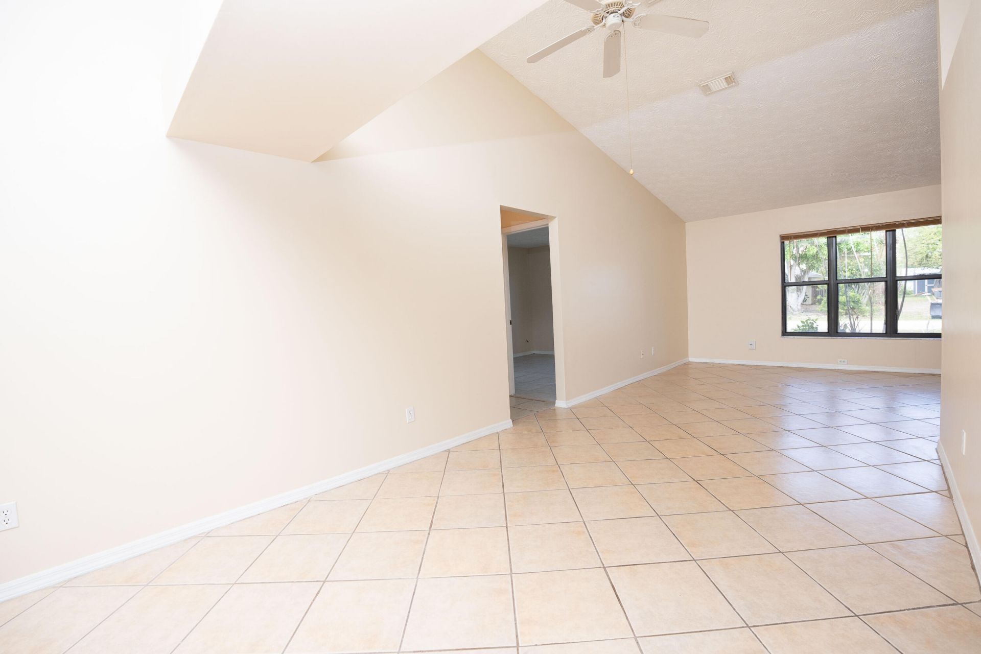 2456 SE Trail Avenue, Port Saint Lucie, FL 34952 Photo