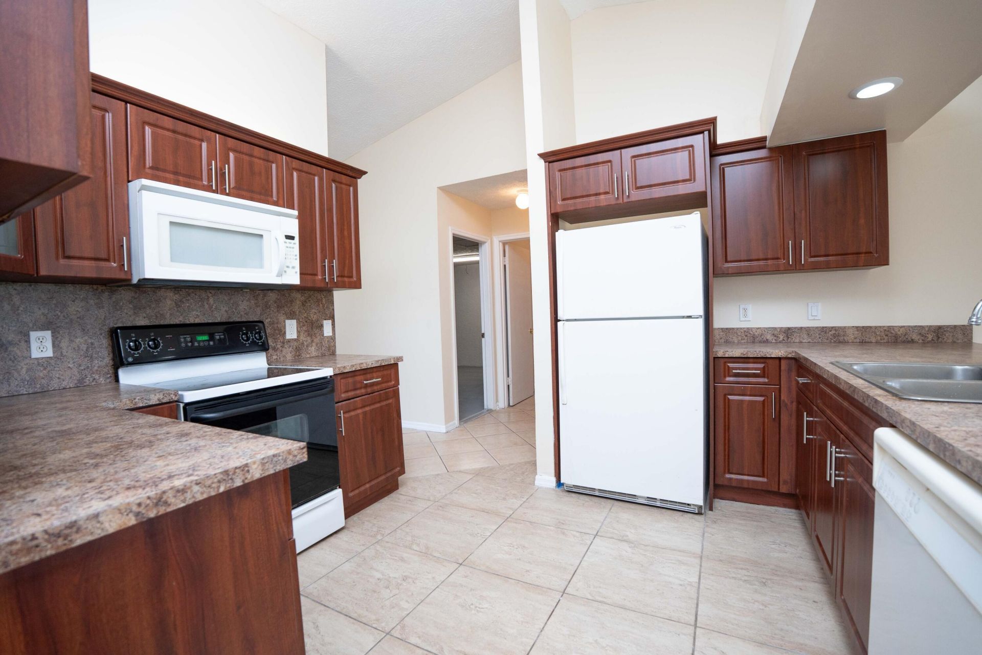 2456 SE Trail Avenue, Port Saint Lucie, FL 34952 Photo