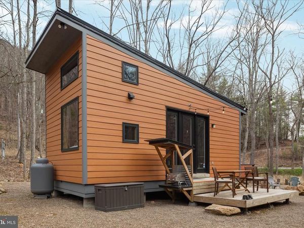 949 DUMPLING RUN ROAD, MOOREFIELD, WV 26836