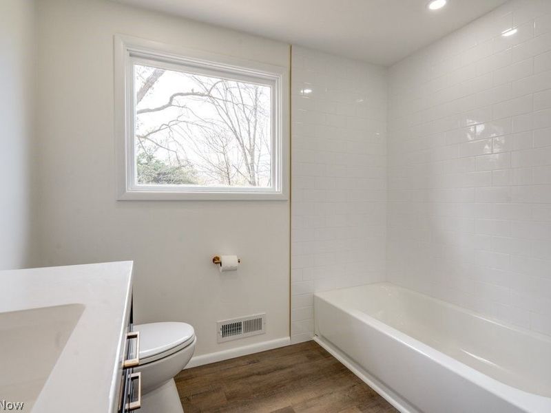 419 Briar Avenue NE, North Canton, OH 44720 Photo 11