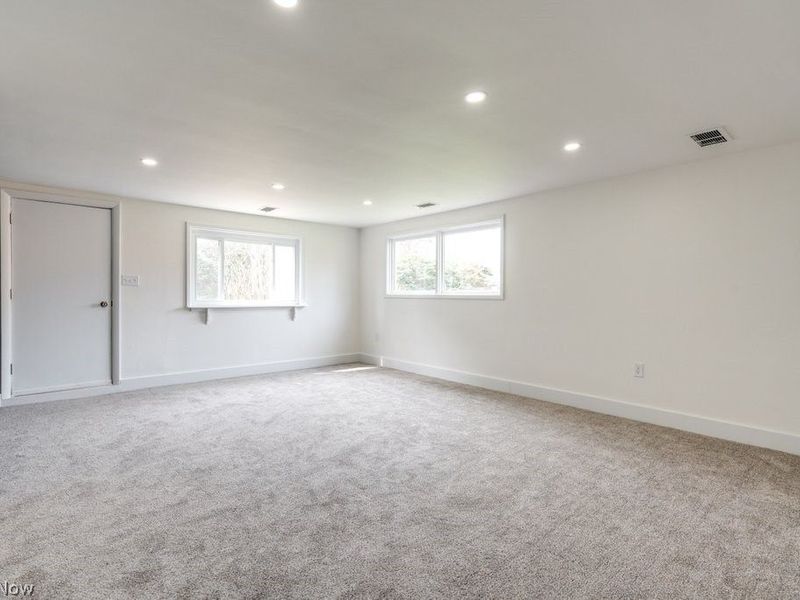 419 Briar Avenue NE, North Canton, OH 44720 Photo 19