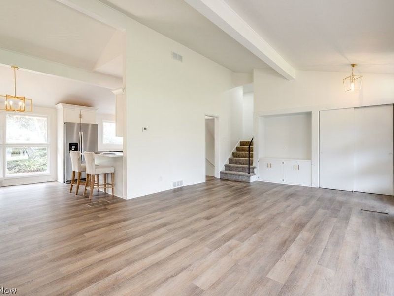 419 Briar Avenue NE, North Canton, OH 44720 Photo 3