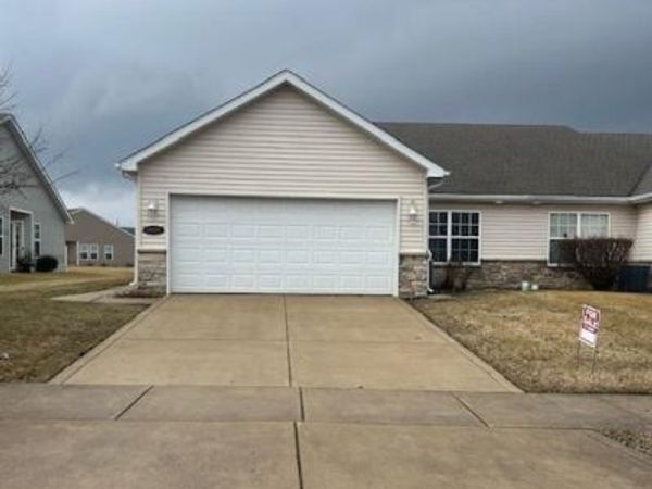 6878 Marsh View Street, Merrillville, IN 46410