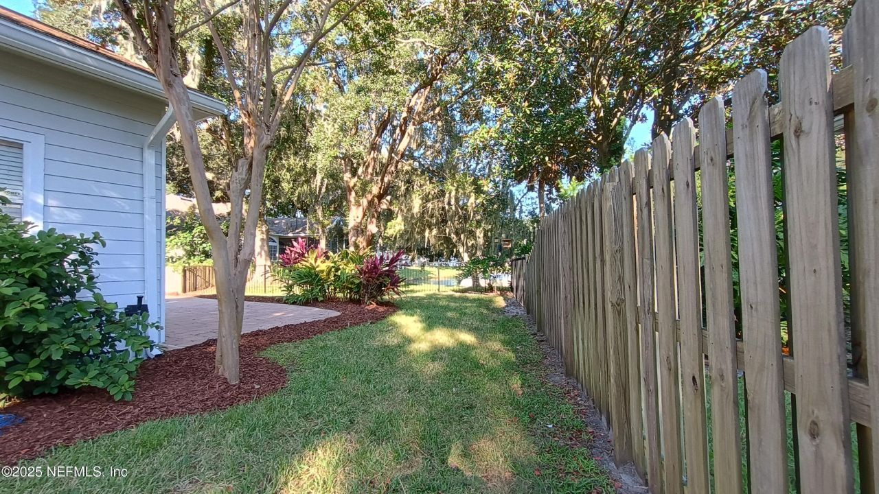 2032 Marye Brant Loop N, Neptune Beach, FL 32266 Photo