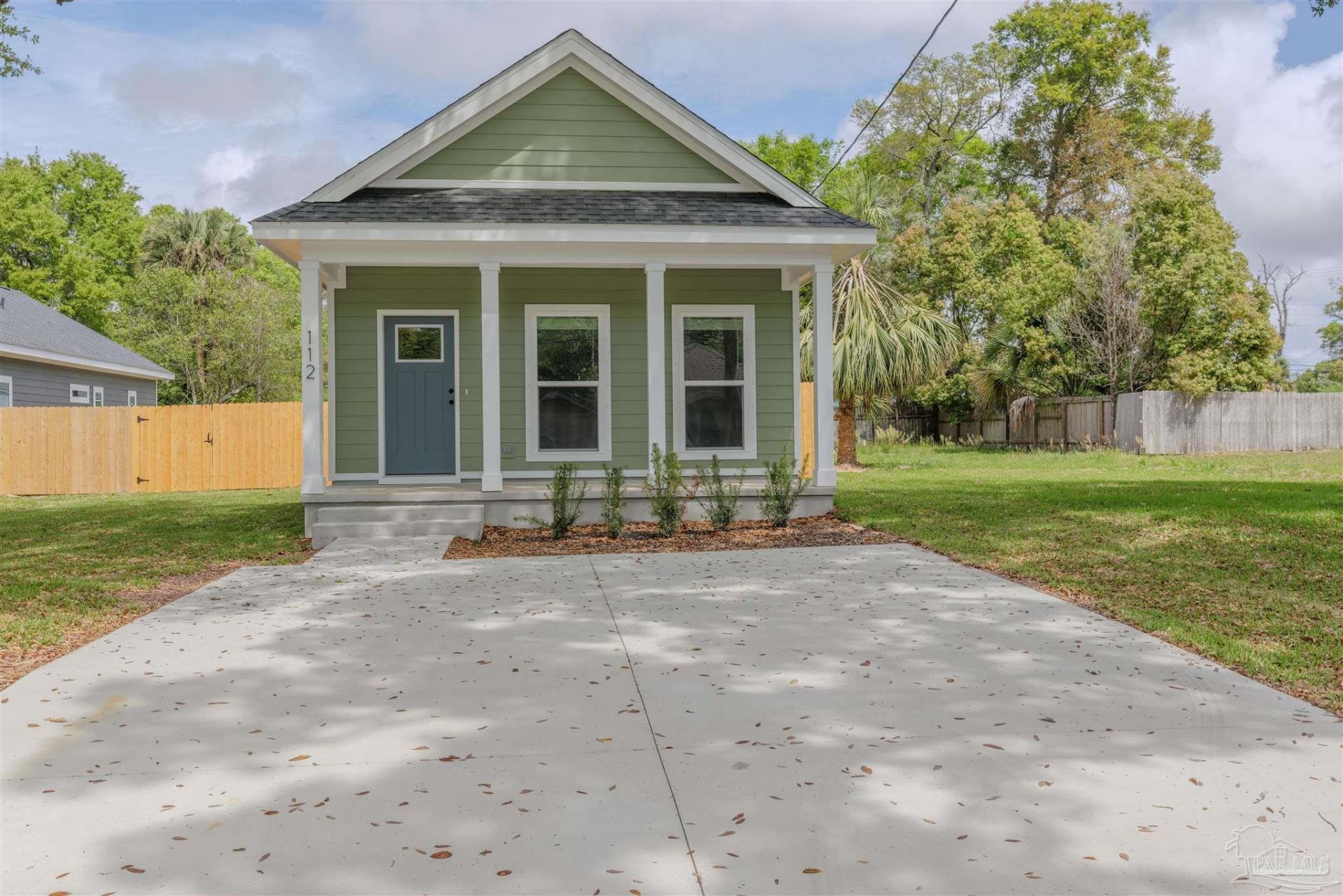 112 E Bobe St, Pensacola, FL 32503 Main Photo